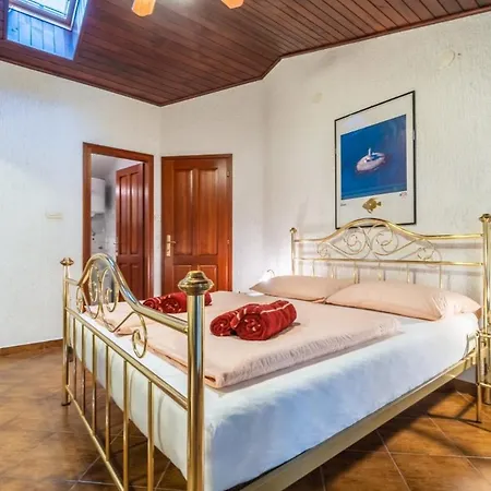 بيت للعطل Atri Giardino In - Haus Fuer 4 Personen بريمونتيرا